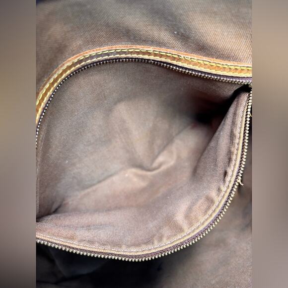 Louis Vuitton Cabas Mezzo Monogram Canvas Tote - Picture 10 of 16